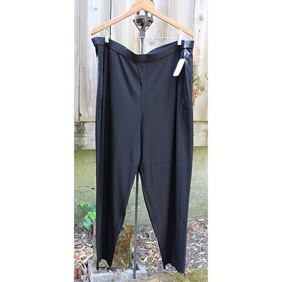 Eileen Fisher NWOT -  Slouchy Ankle Pants in Fine Tencel Jersey, Black, 2X Plus - Picture 11 of 12